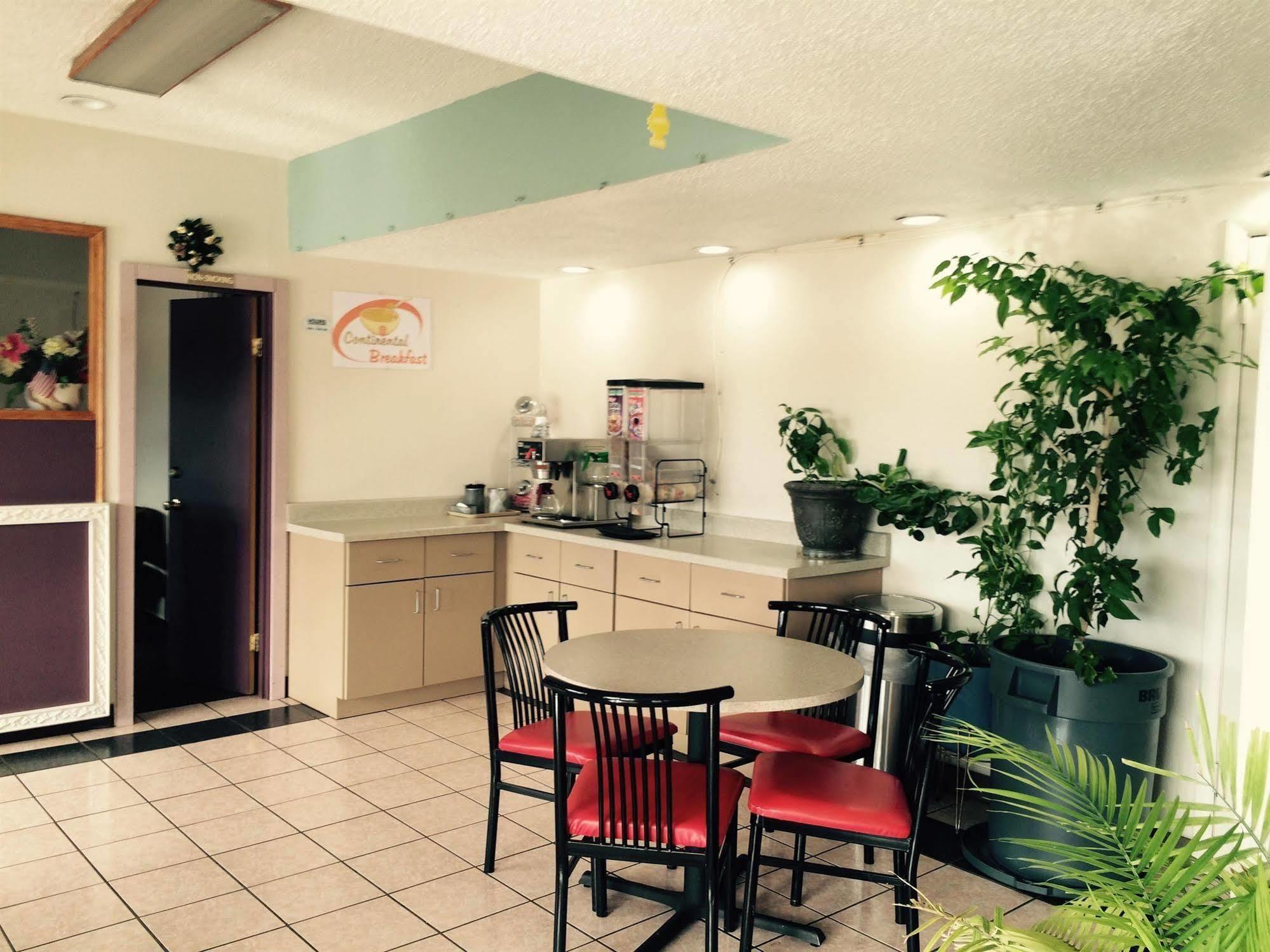 Travelers Inn Midwest City Exteriér fotografie
