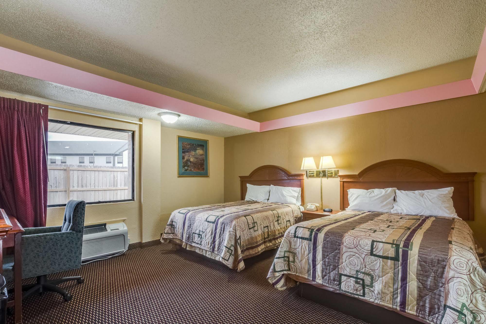 Travelers Inn Midwest City Exteriér fotografie