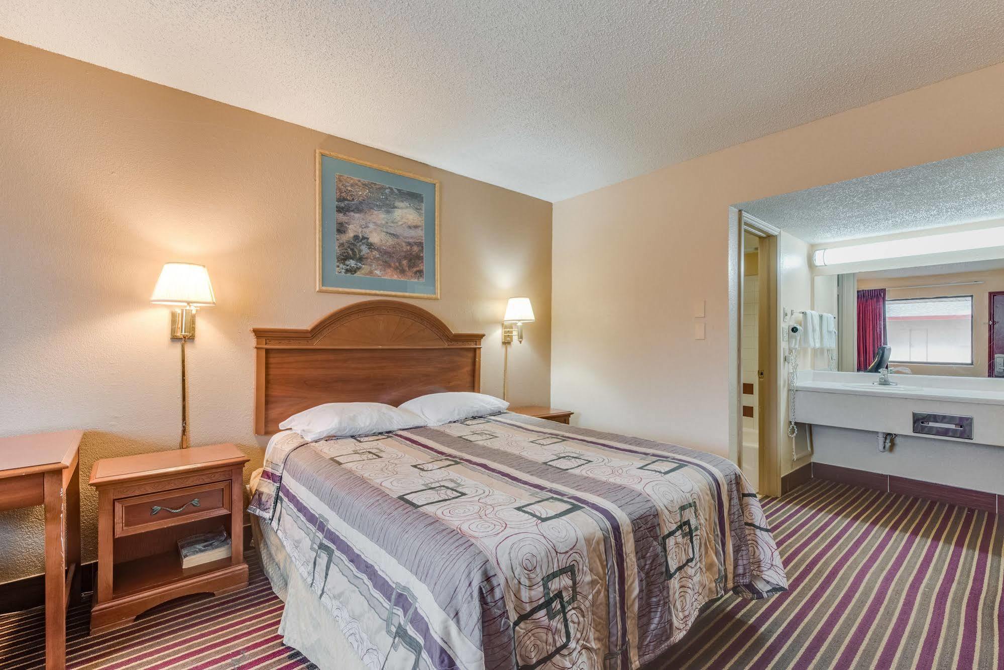 Travelers Inn Midwest City Exteriér fotografie