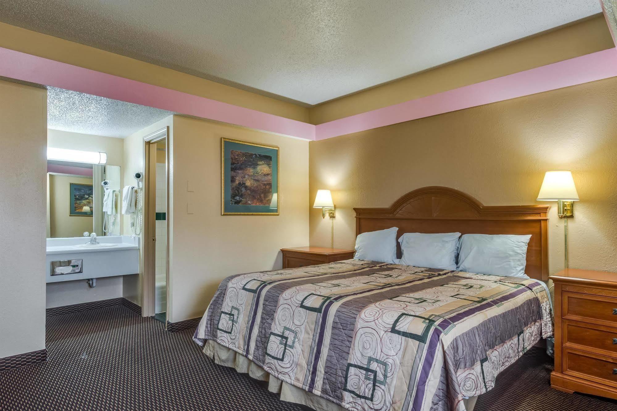 Travelers Inn Midwest City Exteriér fotografie
